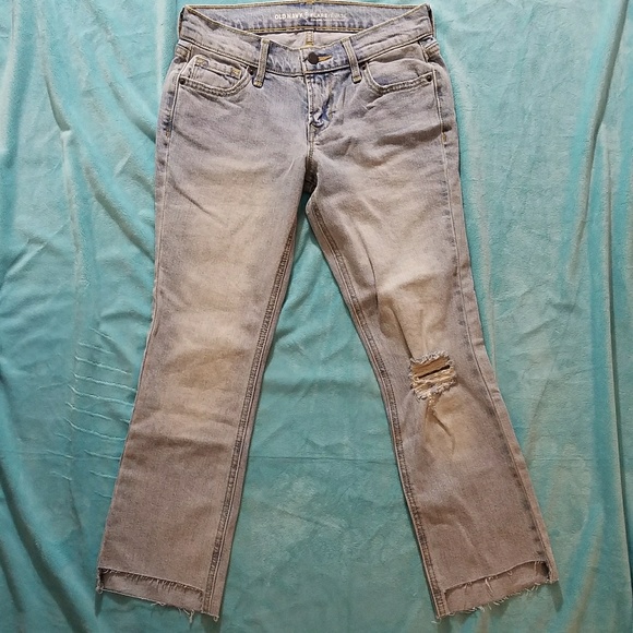 ❇️Distressed lightwash denim❇️ - Picture 1 of 4